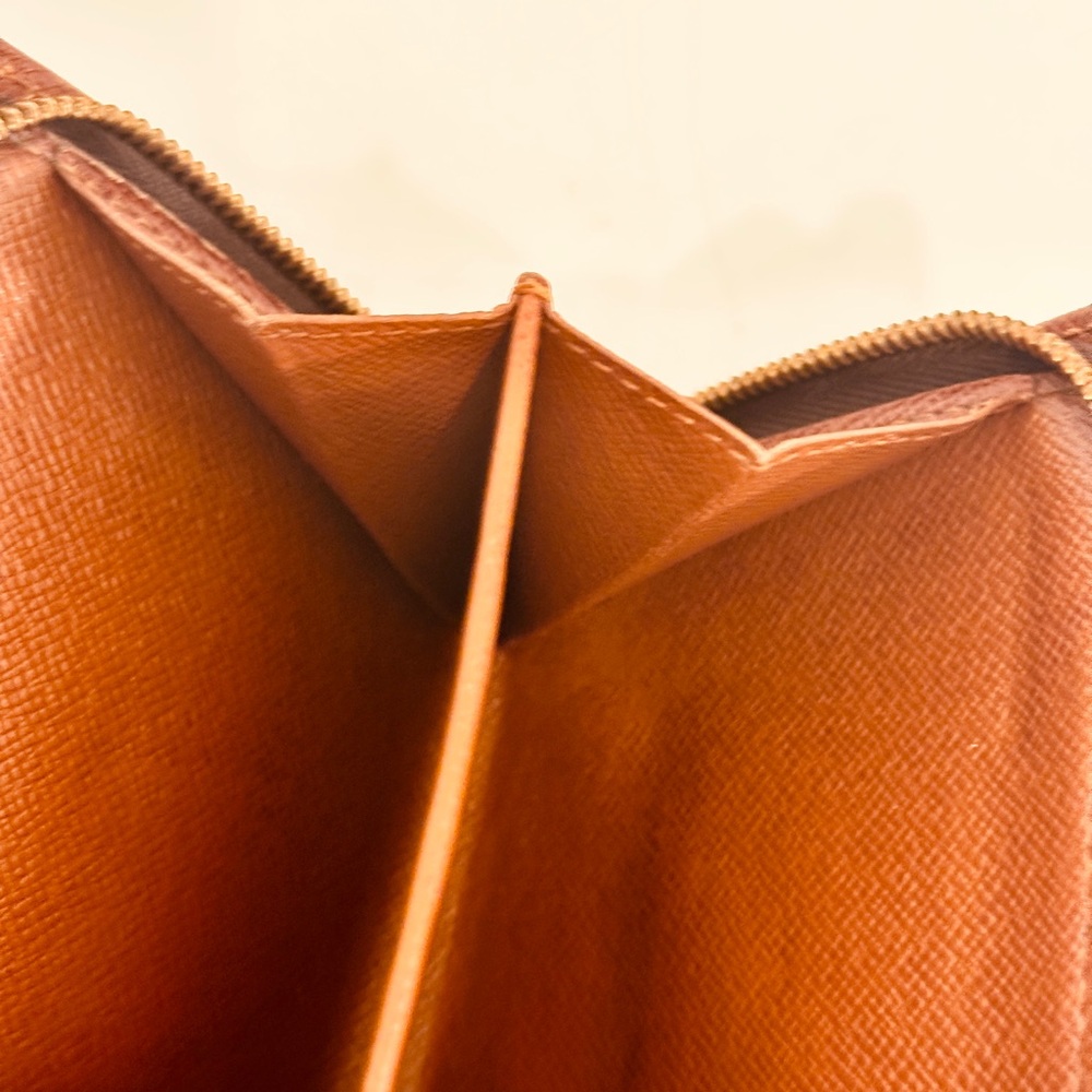 Louis Vuitton Tan and Brown Monogram Wallet compact wallet - Picture 11 of 13